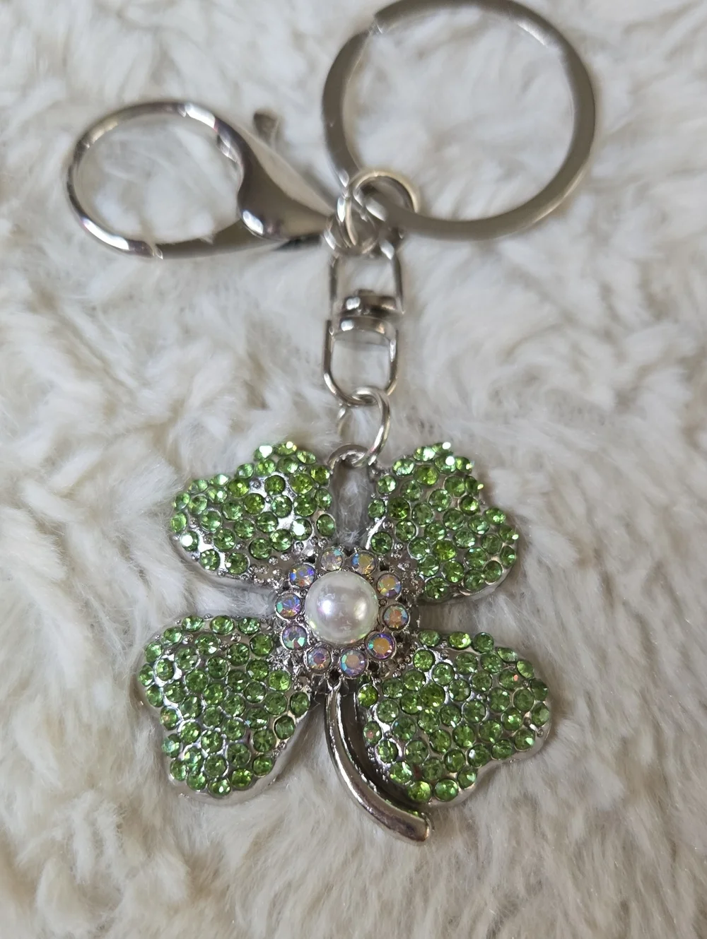 Green Crystal Four-Leaf Clover Keychain - Women's Accessory